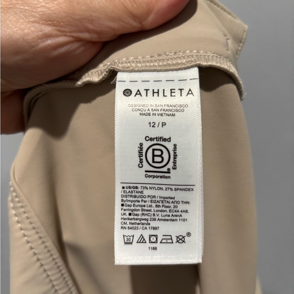 Athleta stellar wide crop pants‎ - Picture 8 of 8